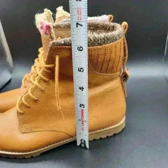 Beautiful MIXED BLUES Lace UpWomen’s  6 M Vintage Camel Leather Booties/ Ankle - Picture 10 of 12